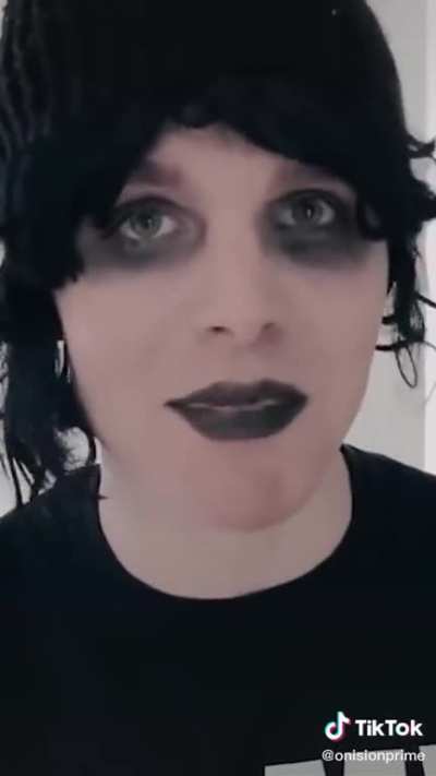 Emo onision thanking his viewers on tiktok