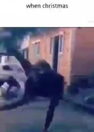 ITS KRIMMMMAAAAAAAAASSSSSS