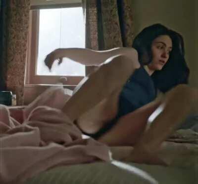 Emmy Rossum's pussy lip peeked out from her booty shorts on Shameless