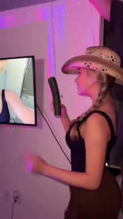 Breckie Hill - New tiktok