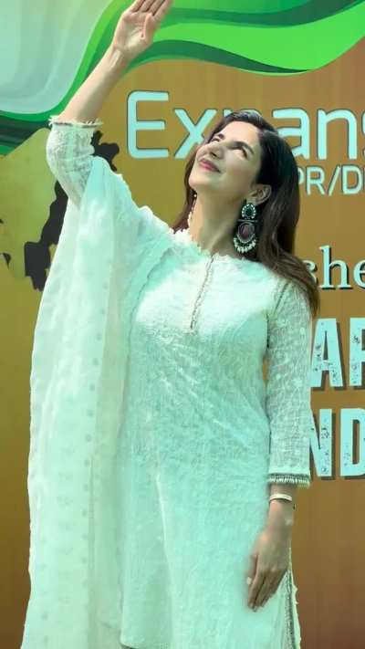 Parul Gulati hoists the Tiranga 🇮🇳 Independence Day 🫡