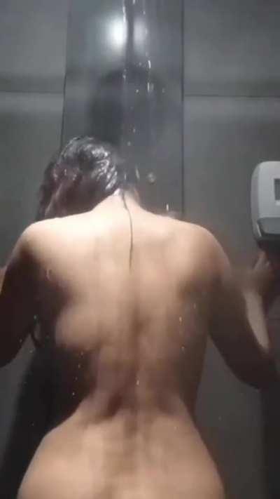 Need a shower with me???https://sanna.myinfluencer.app telegram channel 🔗  