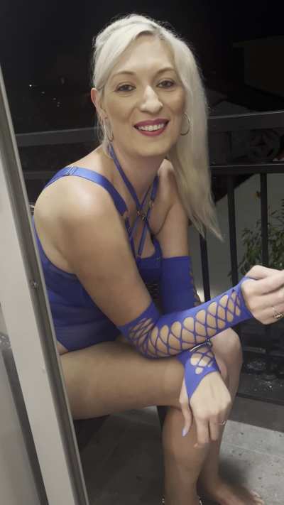 Just me in lingerie, relaxing on the balcony and smoking like I know you’re watching.