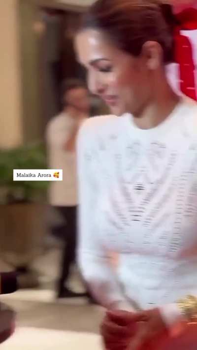 Malaika Arora White Dotted Dress 🤍😍