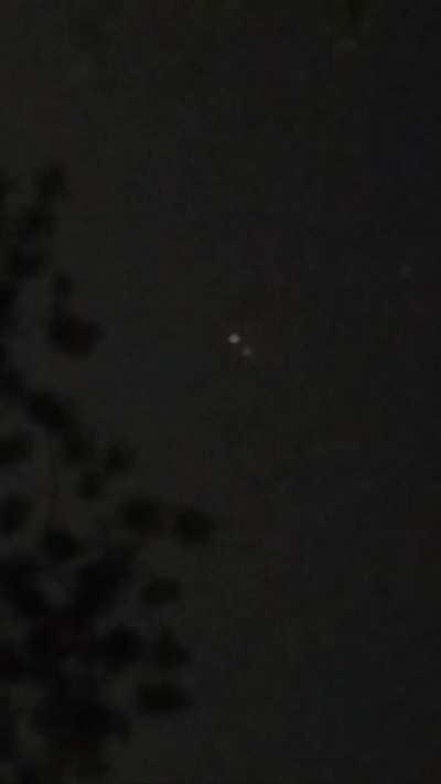 I JUST WITNESSED AN UFO. It was not a helicopter or drone. It was an unidentified flying object. I swear, it wasn't something I have ever saw in my entire life. 