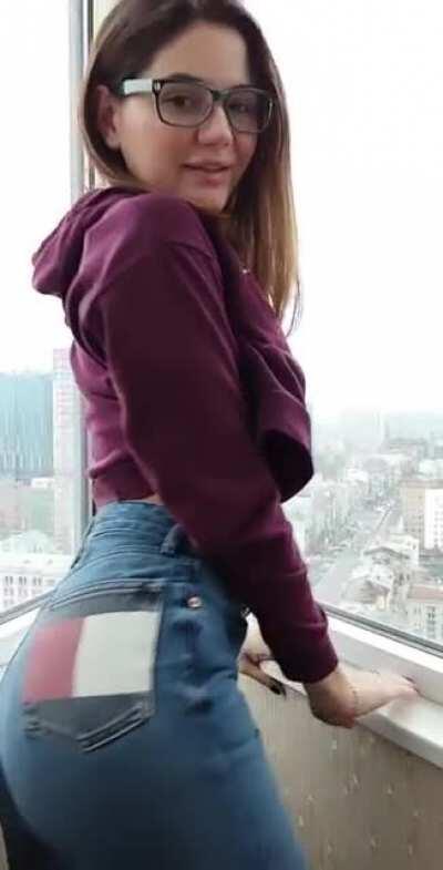 the doctor says I should wear glasses ... but I'm worried that nobody wants to fuck me 🥺 I look like a nerd