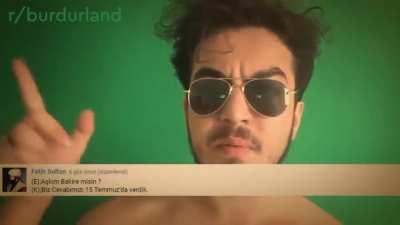 Bi ara gerçekten sabah akşam buna benzer küfürlü saçma salak televizyon programları vardı.