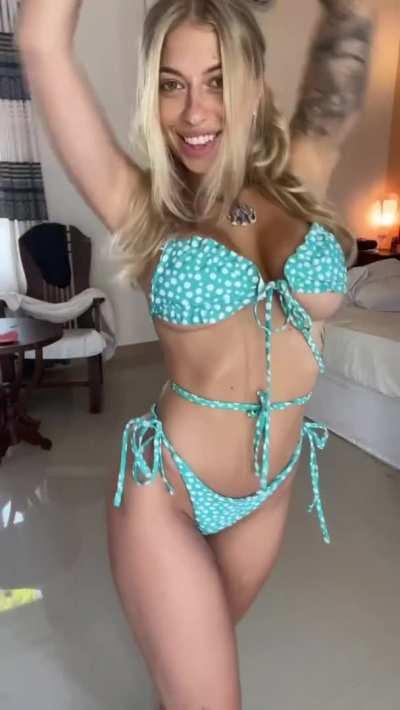 Looking for fuckbuddy. Wanna be one?