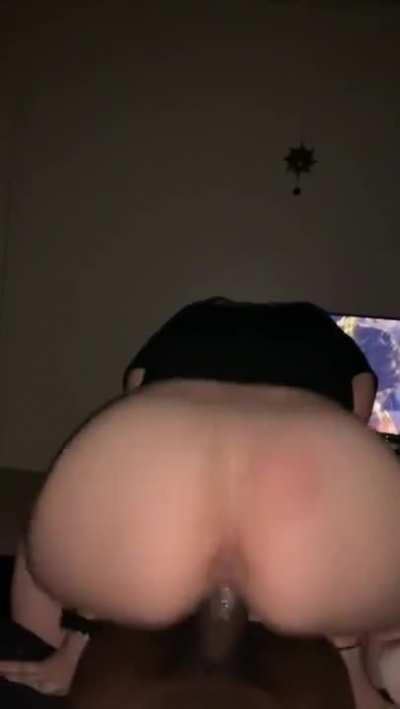 White Slut Rides Bbc Until It Cums