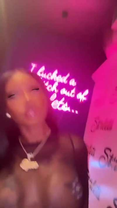 BADTHICKCHOCOLATESHT🤤