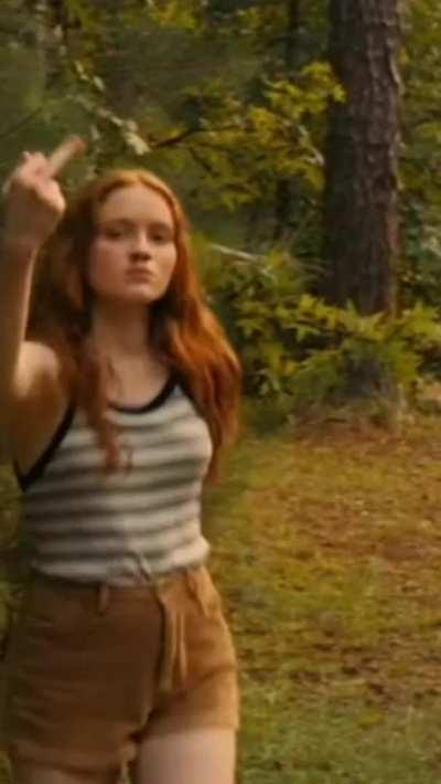 Sadie Sink Bouncing Tits