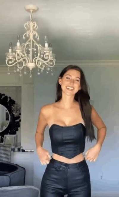 Sarah Waddles [irtr]