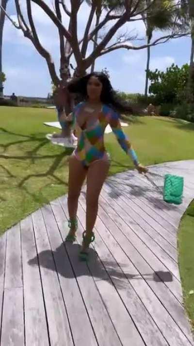 chinesekitty (@chinesekitty)