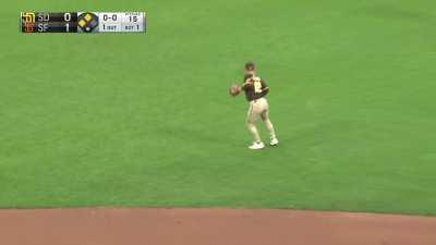 [Highlight] LaMonte Wade Jr. with ab RBI Triple to extend the Giants lead