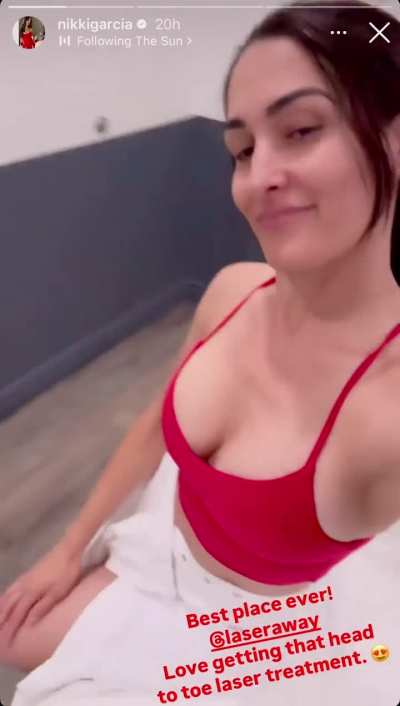 Nikki in red