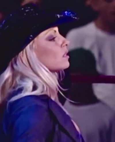 Lita should’ve just pulled The whole damn coat off of Trish 😍