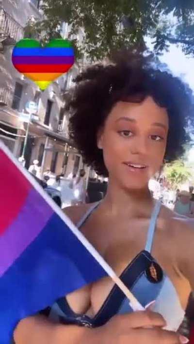 Stormi Maya @stormimaya rainbow smile