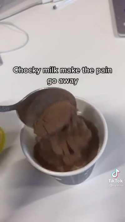 RyanAir needs “chocky milk”