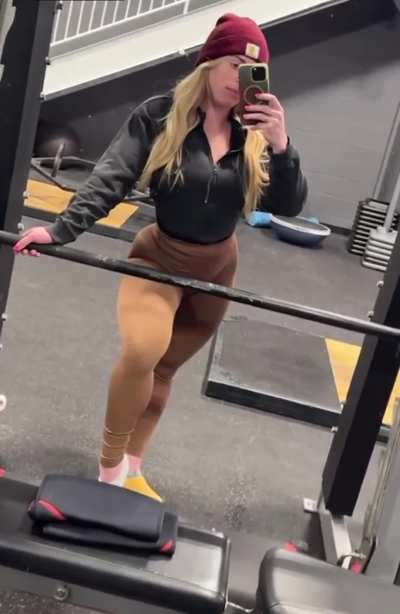 Even fully clothed I'm Jacked