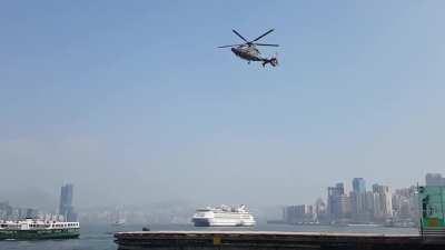 camera shutter speed and frame rate match helicopter`s rotor