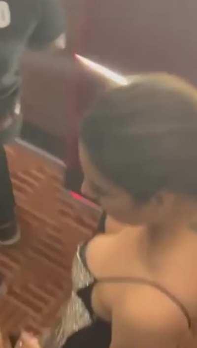 Kangana's top view 🤤