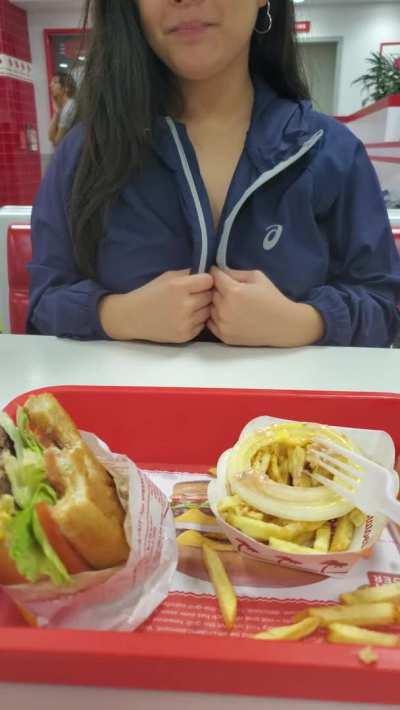 Shy flashing in an In-n-Out [gif]