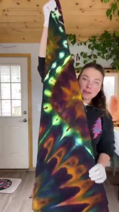 The way the pattern is applied to the fabric.