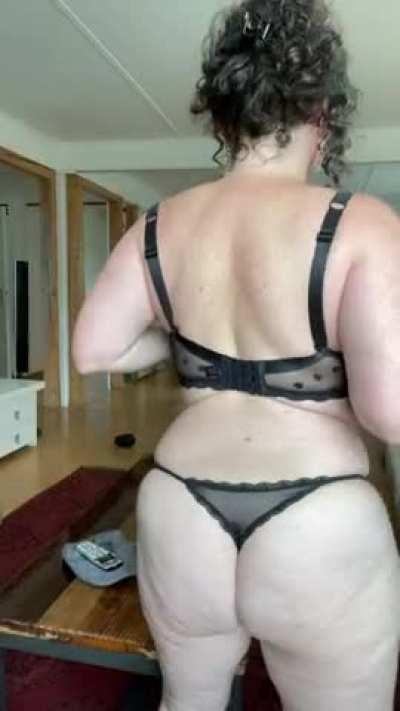 If you wouldn’t mind eating me before you use me I’d be very grateful sir!