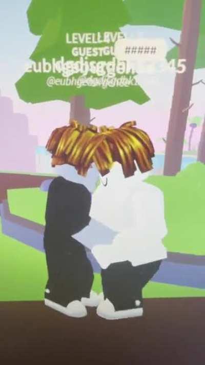 Online daters be like: