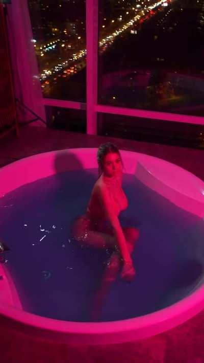 Tight bod, tight bikini