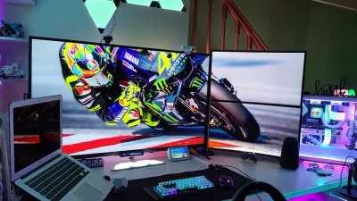 That wallpaper though