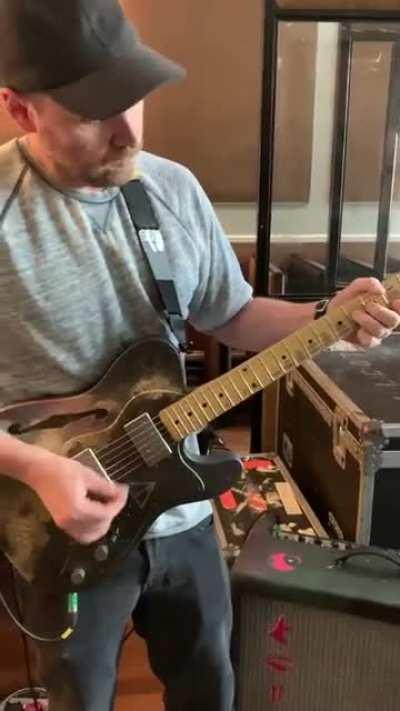 Jonny rehearsing Yellow #GoJonnyGo