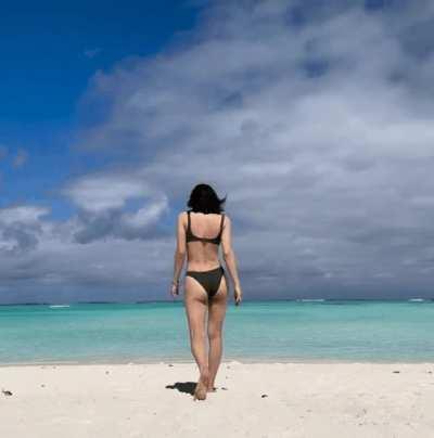 Alexandra Daddario continues to drain cocks. So sexy!!