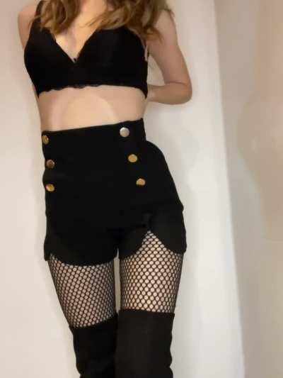 nobody believes me that I can be a little slut too.... do you? 🥺