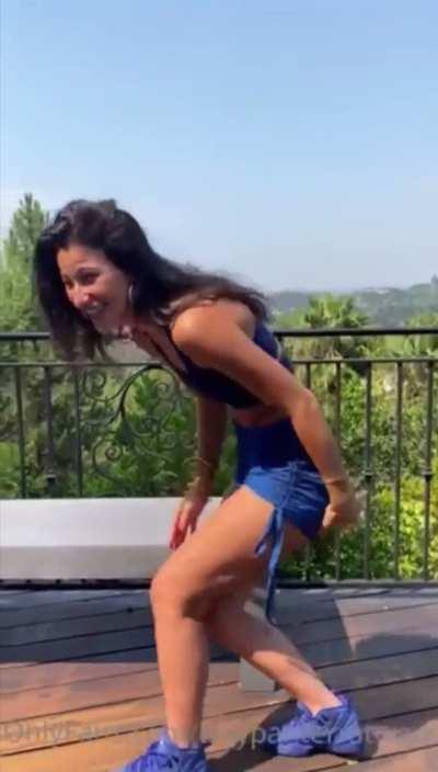 Love when they first learn how to do it👏🏾