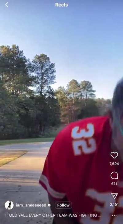 I love how much Rasheed Wallace loves the Chiefs😂😂wait til the end