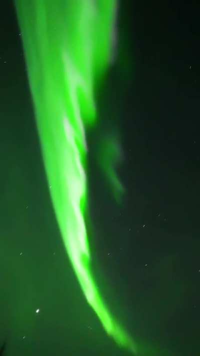 🔥 The aurora borealis last night outside my cabin in Venetie, Alaska