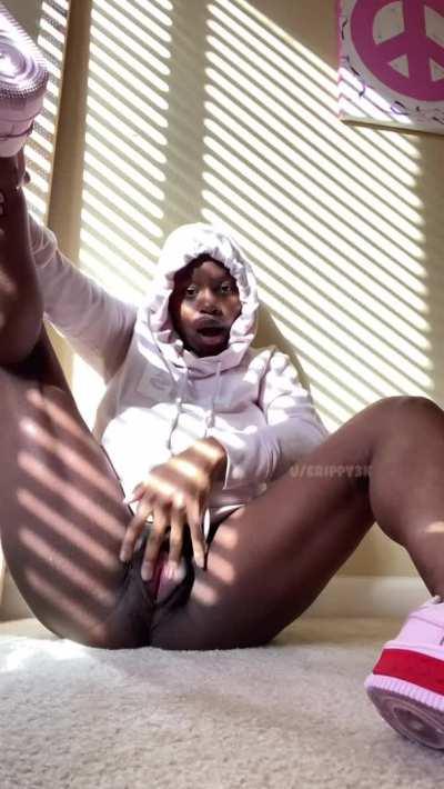 Look into my eyes when you rub my pussy