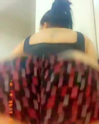 Aidelis perra dominicana Culona y tetona 💦