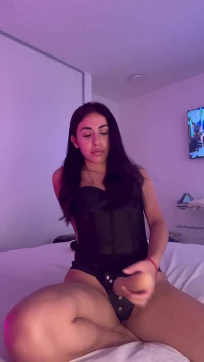 If I forced you to send pictures of your small penis to all my friends, world you feel humiliated or excited?