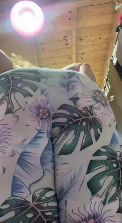 𝗥𝗲𝗺𝗲𝗺𝗯𝗲𝗿, the 𝗢𝗡𝗟𝗬 way to speak to me is on 𝗢𝗻𝗹𝘆𝗙𝗮𝗻𝘀 (dont fall for Snapchat Scams)