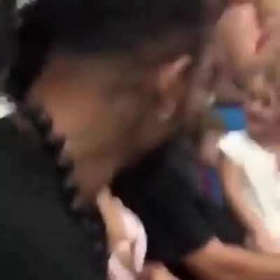 Bunch of bros singing Baby Shark to a crying girl in the subway during Carnival Brazil (pre-covid)