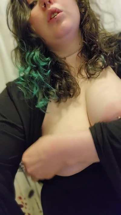 would you play with your hands or your mouth more??