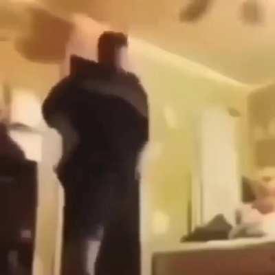 bi seyi izlerken ne oluyo lan diyorsan o guzel bir bok post tur - cinli bilge adam 還有點心態度日