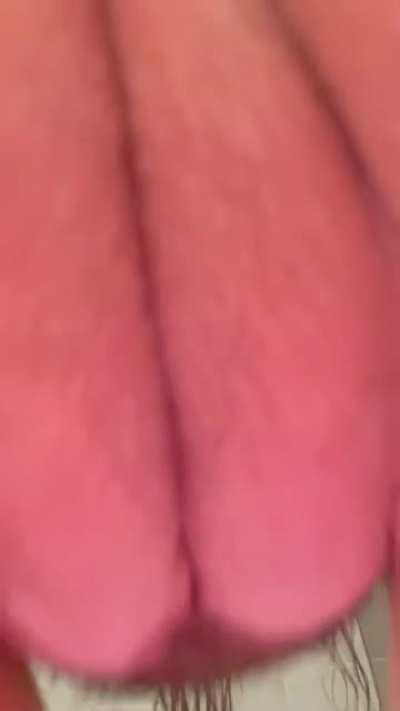 Would you let me sit on your face like this? 🥰