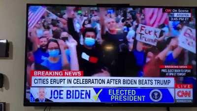 CNN airs “Fuck Donald Trump” chants