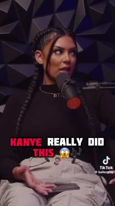 This Hoe wild but her body fye