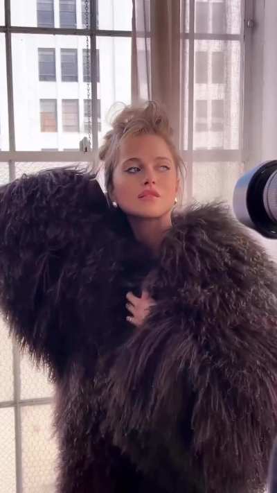 Instagram Video Post, 07-20-2025,photoshoot modeling video