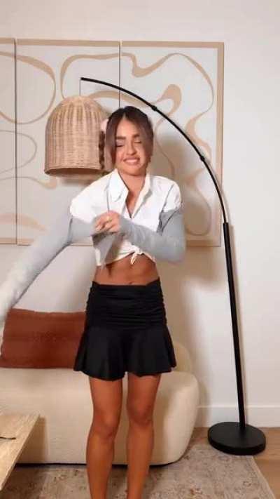 Vale is Britney Spears for Ho-lloween