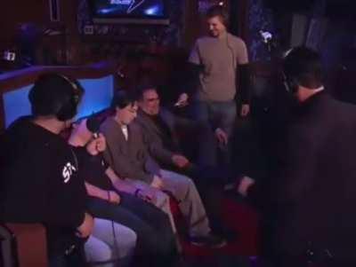 Ronnie rides the Sybian 2006